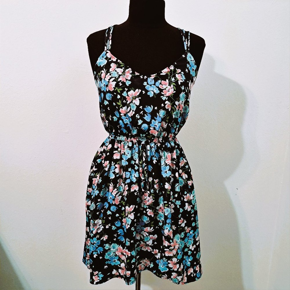 Rue 21 Women Floral Spaghetti Straps Dress Size M